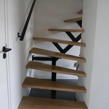 Apartament Center 11 *